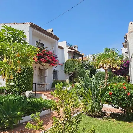 ヴィラ Pueblo Andaluz New Luxury Townhouse Centre *