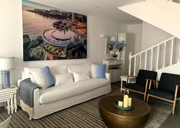 Pueblo Andaluz New Luxury Townhouse Centre Nerja