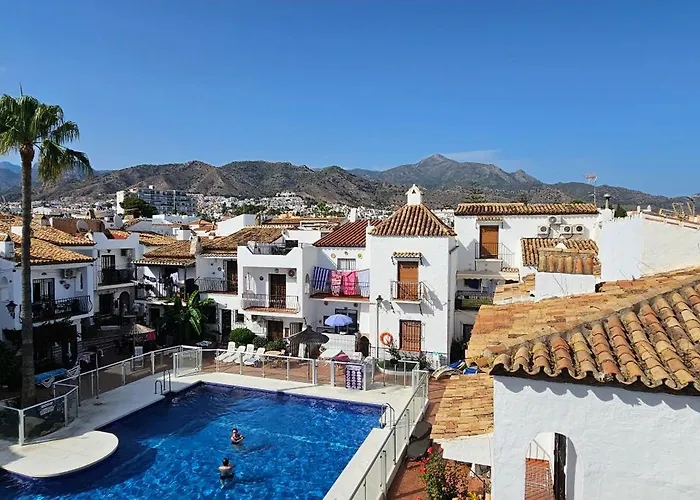 Villa Pueblo Andaluz New Luxury Townhouse Centre *