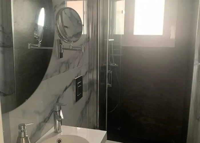 Pueblo Andaluz New Luxury Townhouse Centre * Nerja