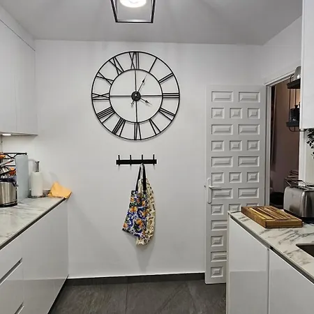 Pueblo Andaluz New Luxury Townhouse Centre Villa *