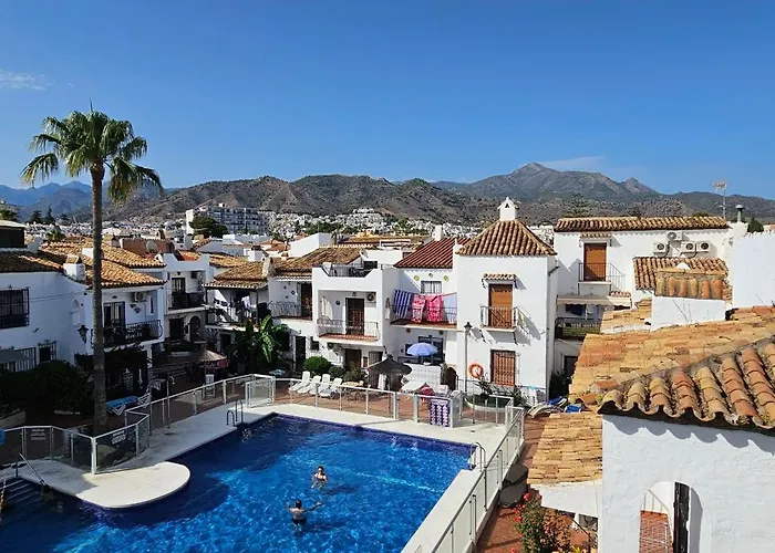 Pueblo Andaluz New Luxury Townhouse Centre * Nerja
